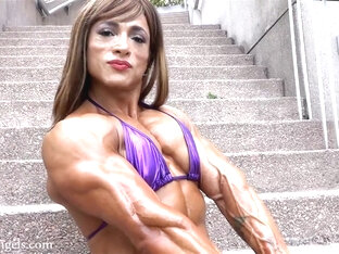 Alicia Alfaro Female Muscle
