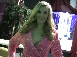 Behind The Scenes Photos Tanya Tate Zoey Holloway Cassie Laine - Sex Movies Featuring Tanya Tate