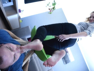 Brutal Foot Smother And Domination (foot Domination Foot Worship Foot Smelling Femdom Soles)