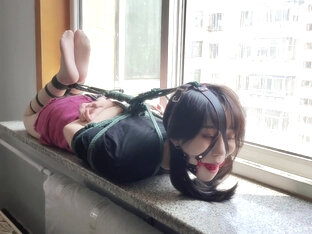 Beautiful Girl Xin Yeon Puts On The Balcony In Shame