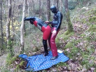 Amateur Masked Latex Rubber Doll Couple Fuck Outdoors In Forest
